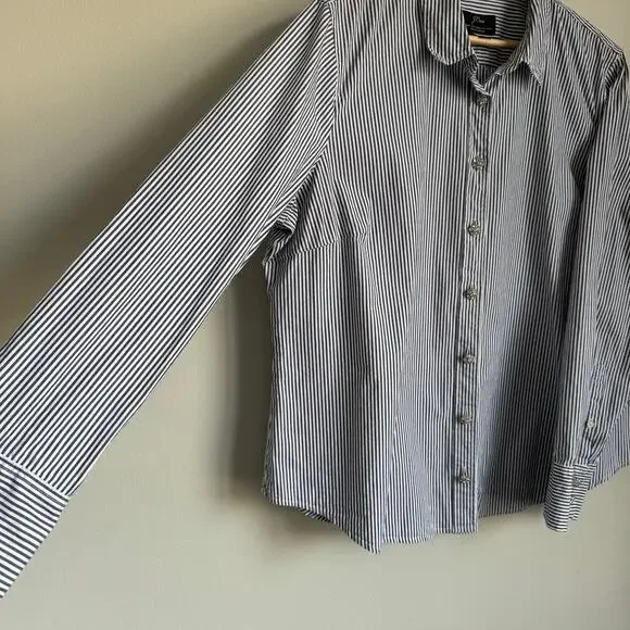 J.Crew Women Button Down Shirt Size 18 Navy White Stripe Jeweled Buttons Cotton - Picture 10 of 14